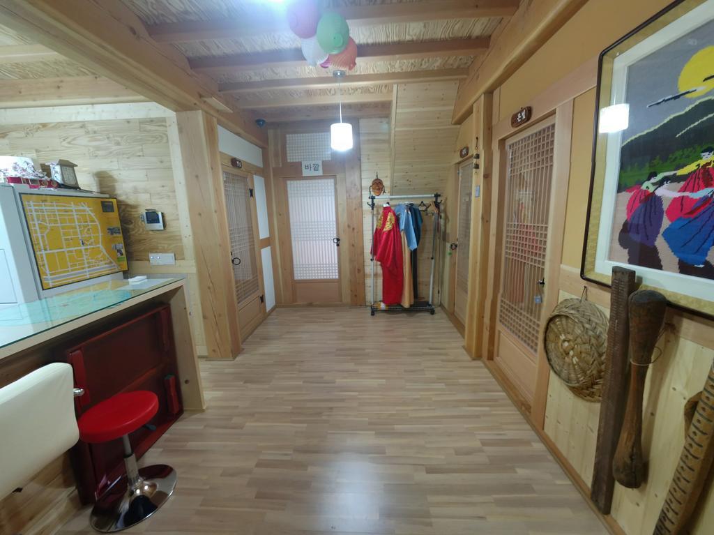 Hanok Guesthouse Jangsoo جيونجو المظهر الخارجي الصورة